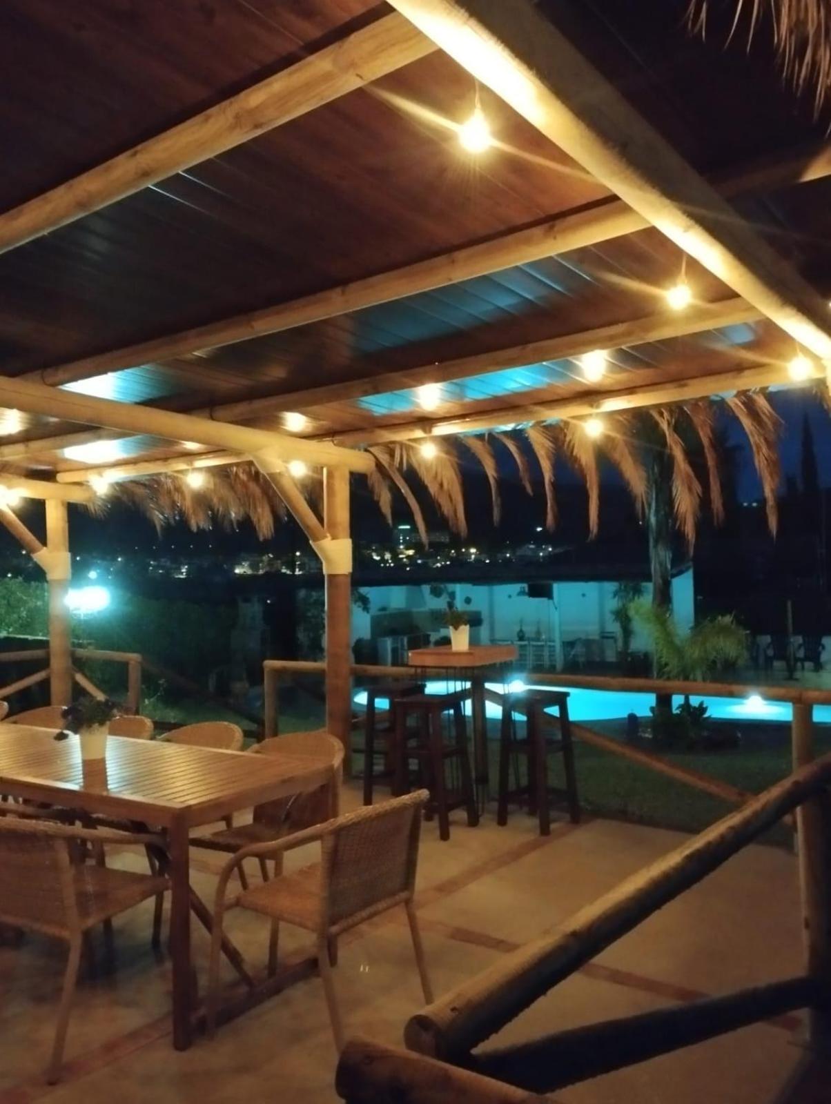 Alojamiento Rural Las Acacias Cabra Ngoại thất bức ảnh