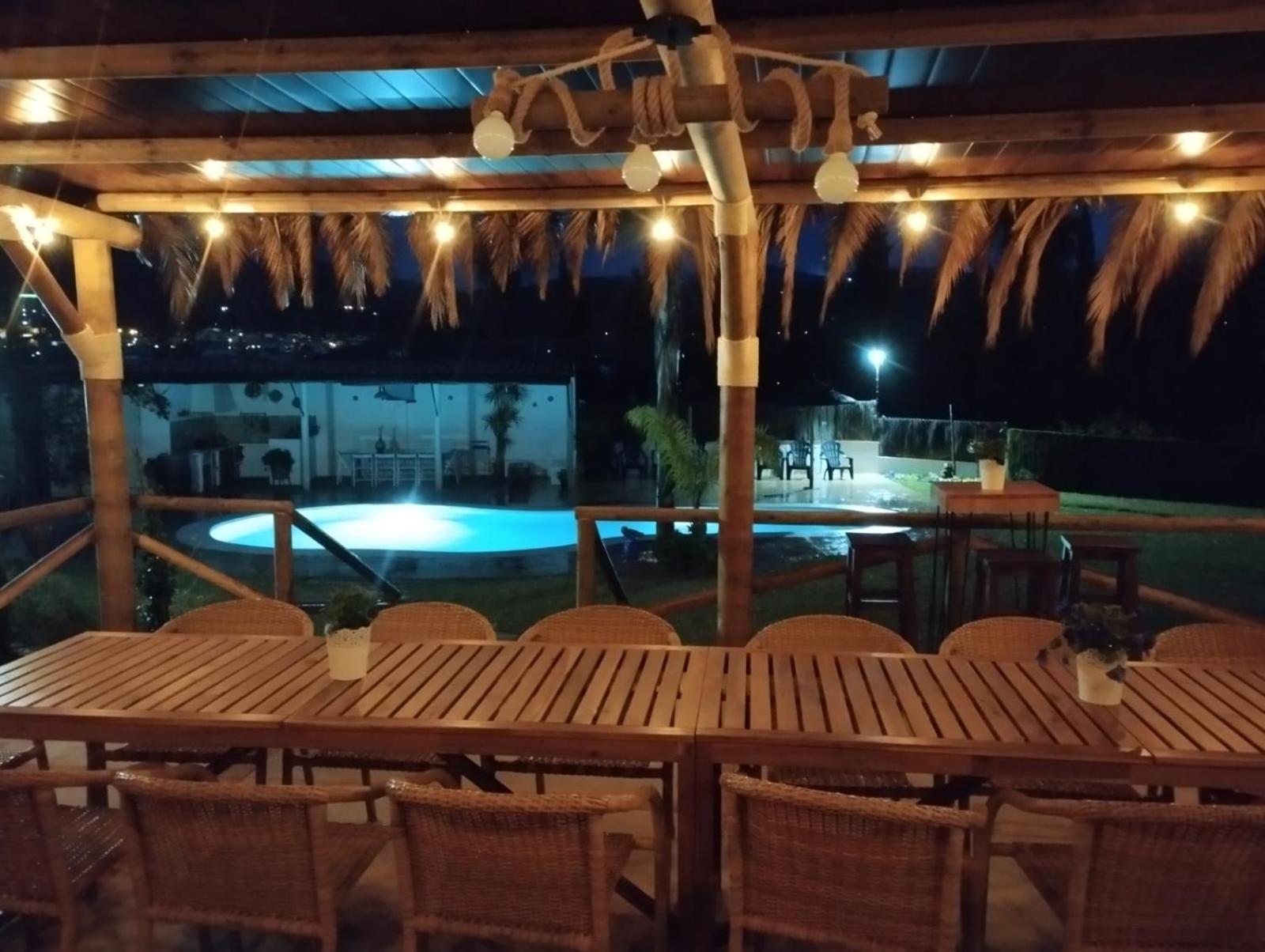 Alojamiento Rural Las Acacias Cabra Ngoại thất bức ảnh